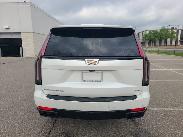 Used 2022 Cadillac Escalade ESV Sport w/ Touring Package AWD/4WD image 6
