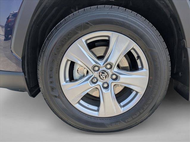 Certified 2025 Toyota RAV4 XLE w/ Convenience Package AWD/4WD image 24