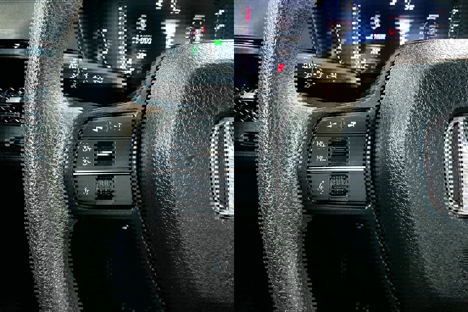 Certified 2023 Honda Accord EX image 20