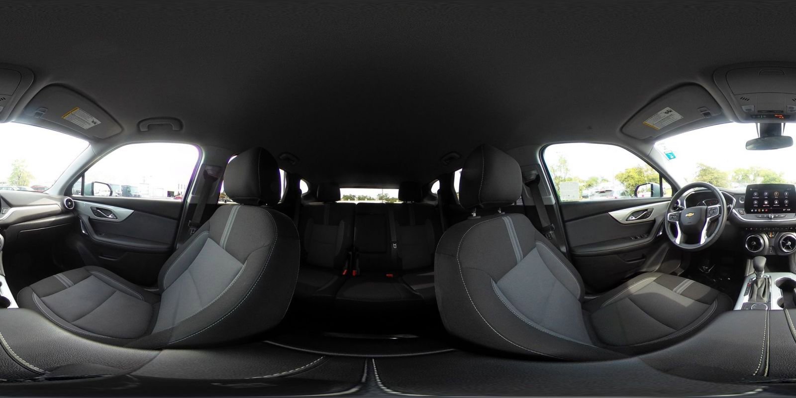 Used 2025 Chevrolet Blazer LT image 44