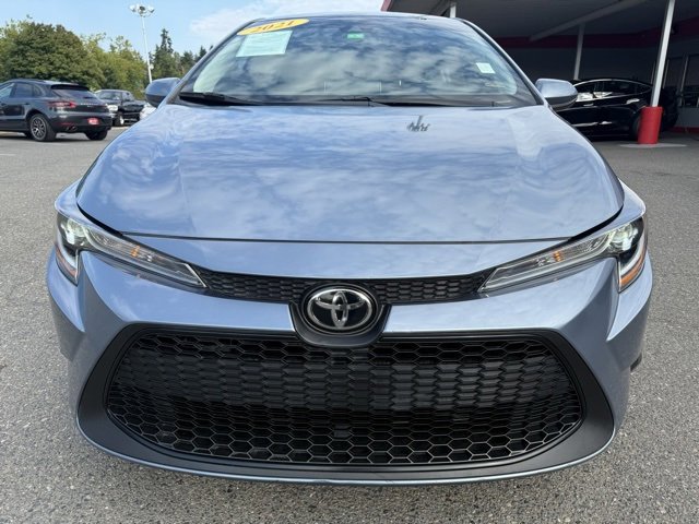 Used 2021 Toyota Corolla LE image 2