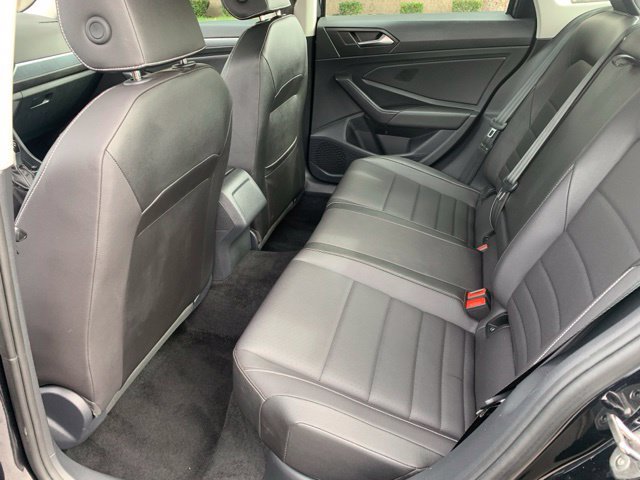 Used 2024 Volkswagen Jetta SE FWD image 12