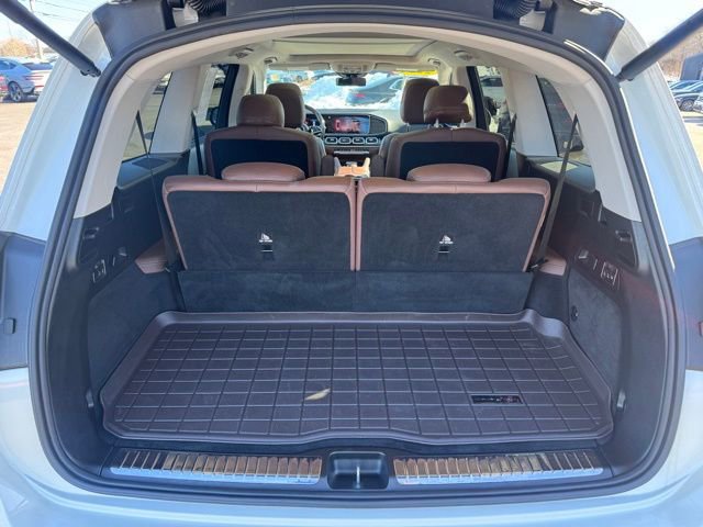 Used 2024 Mercedes-Benz GLS 450 4MATIC image 10