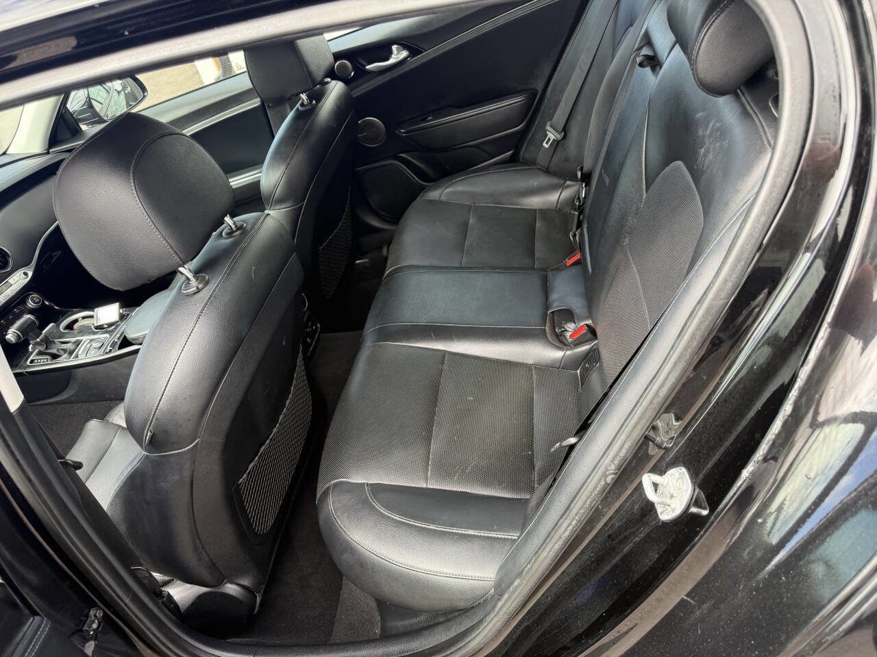 Used 2018 Kia Stinger Premium AWD/4WD image 20
