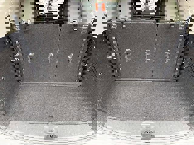 Used 2023 Nissan Pathfinder SL image 58