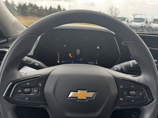 Used 2025 Chevrolet Trax LT image 23