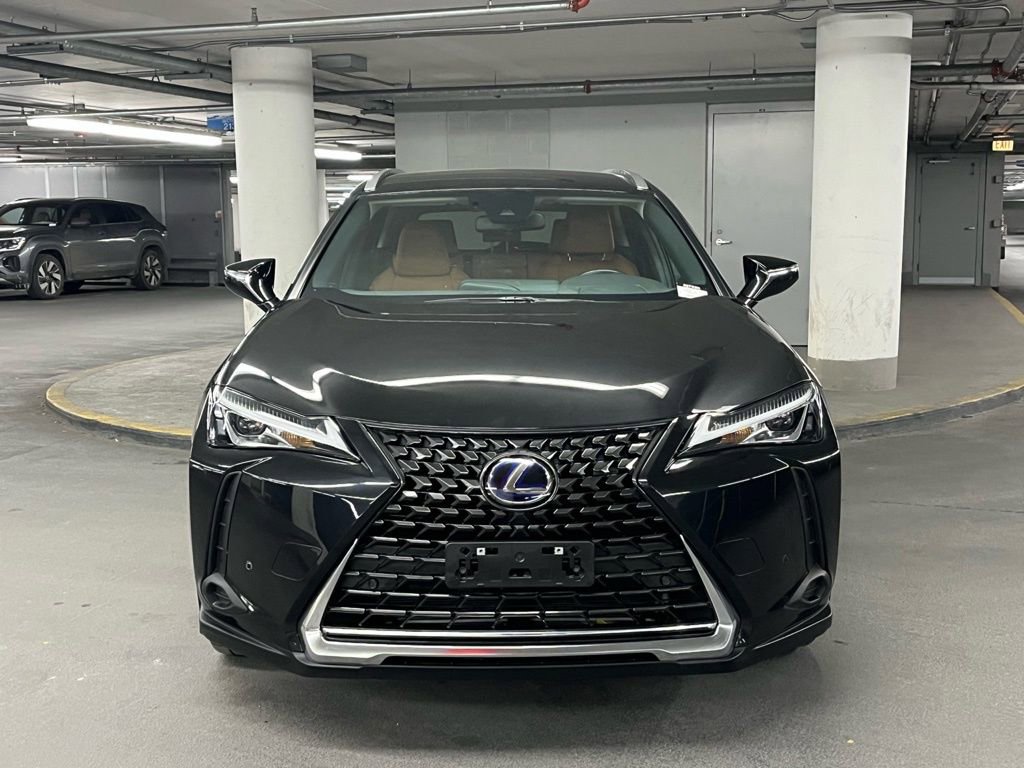 Used 2022 Lexus UX 250h 250h Base w/ Accessory Package (Z1) image 33