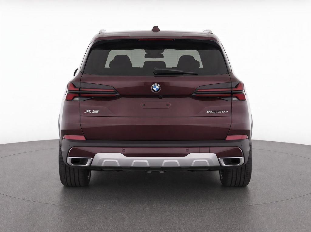 Used 2024 BMW X5 xDrive50e w/ Premium Package AWD/4WD image 4