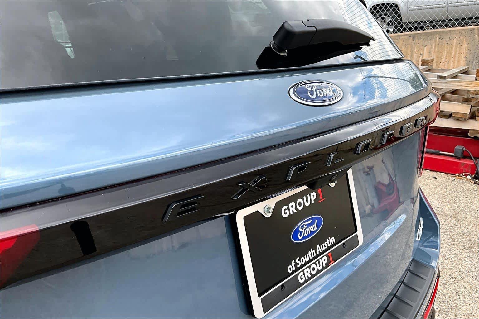 Certified 2025 Ford Explorer ST-Line w/ Premium Package image 10