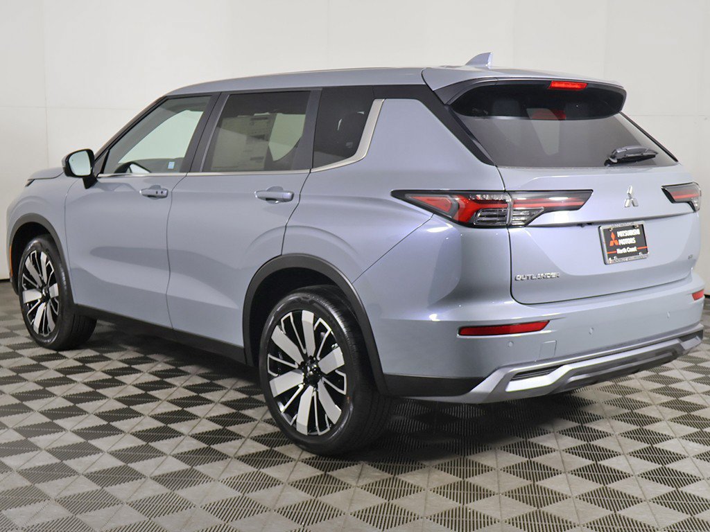 New 2026 Mitsubishi Outlander SE FWD image 12