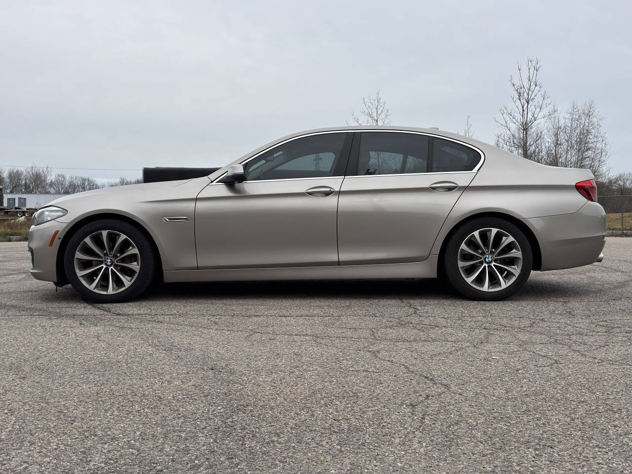 Used 2016 BMW 528i xDrive Sedan image 2