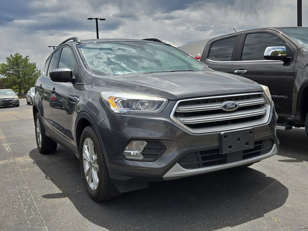 Used 2018 Ford Escape SEL w/ Ford Safe & Smart Package AWD/4WD image 3
