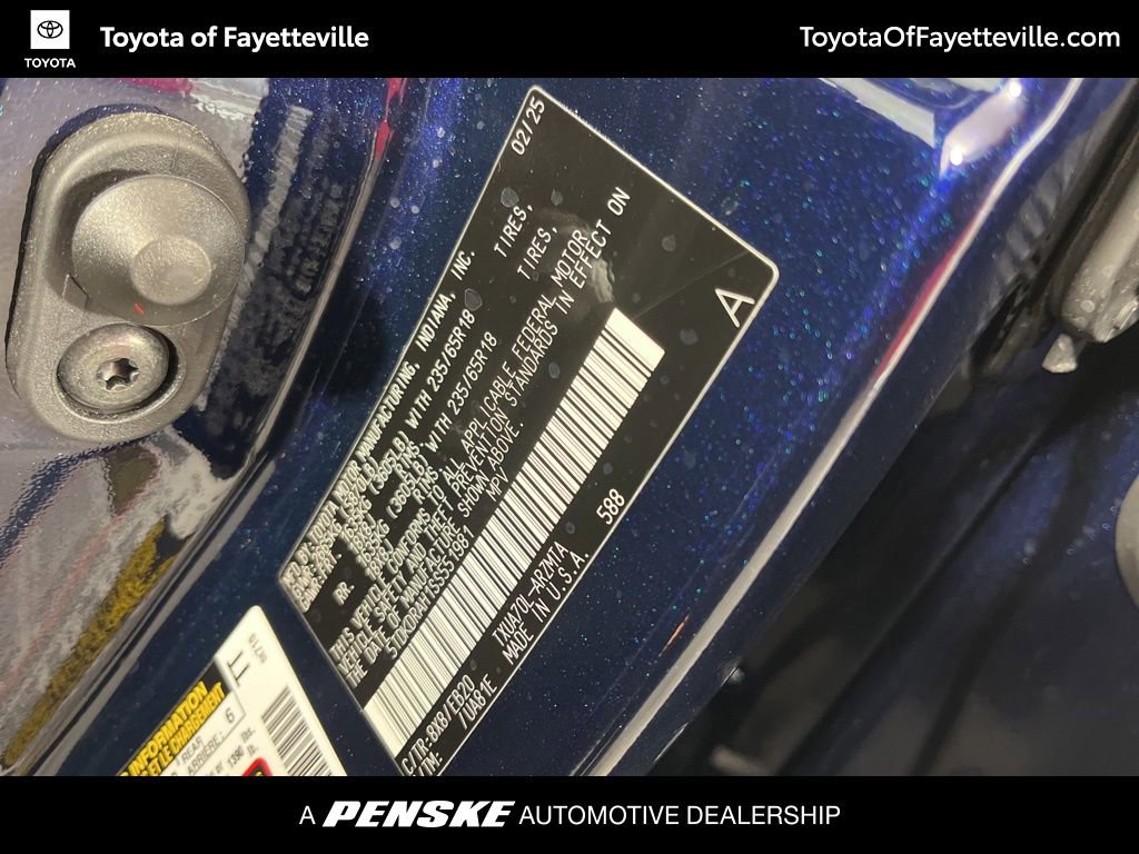 Certified 2025 Toyota Highlander XLE image 35