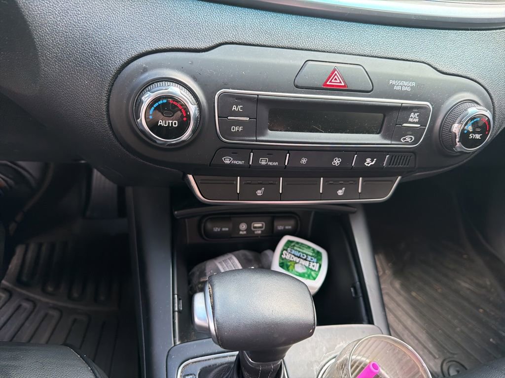 Used 2019 Kia Sorento S image 10