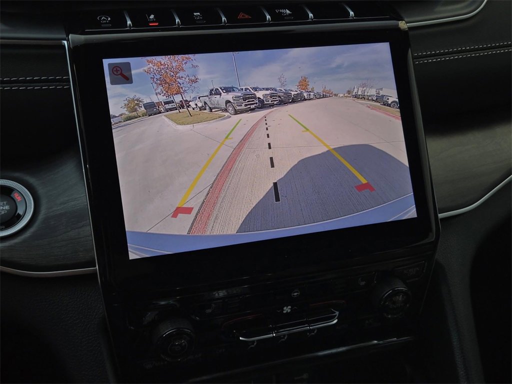 New 2025 Jeep Grand Cherokee Limited image 18