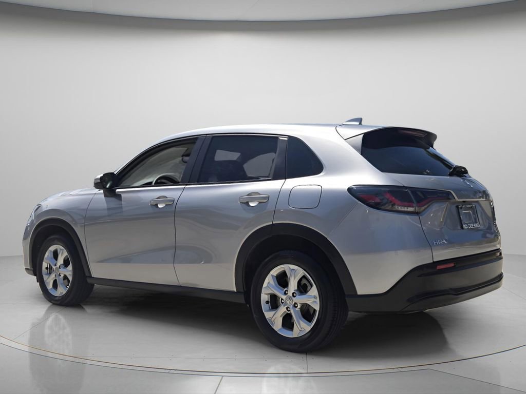 Certified 2023 Honda HR-V LX image 8