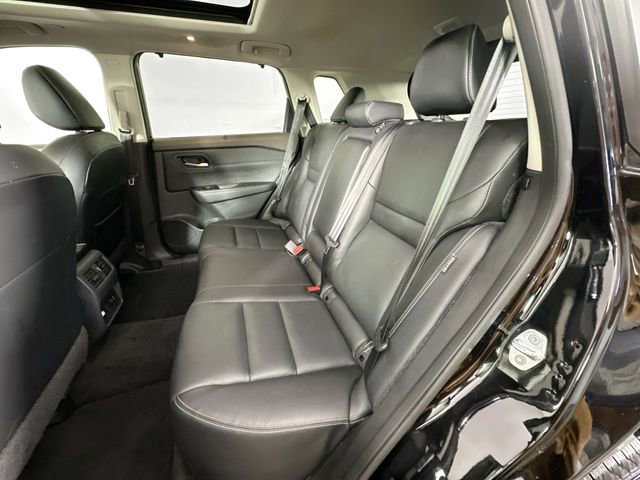 Used 2023 Nissan Rogue SL w/ SL Premium Package image 27