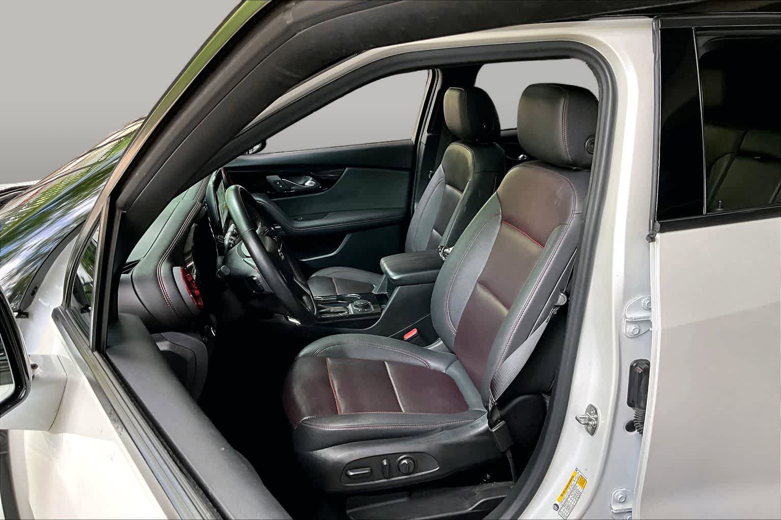 Used 2023 Chevrolet Blazer RS FWD image 7