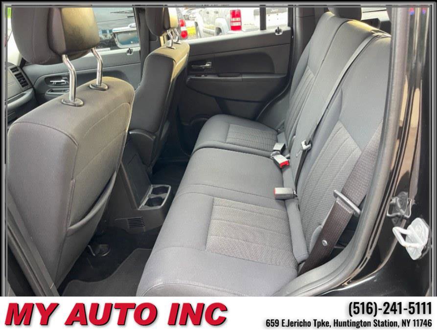 Used 2012 Jeep Liberty Sport image 29