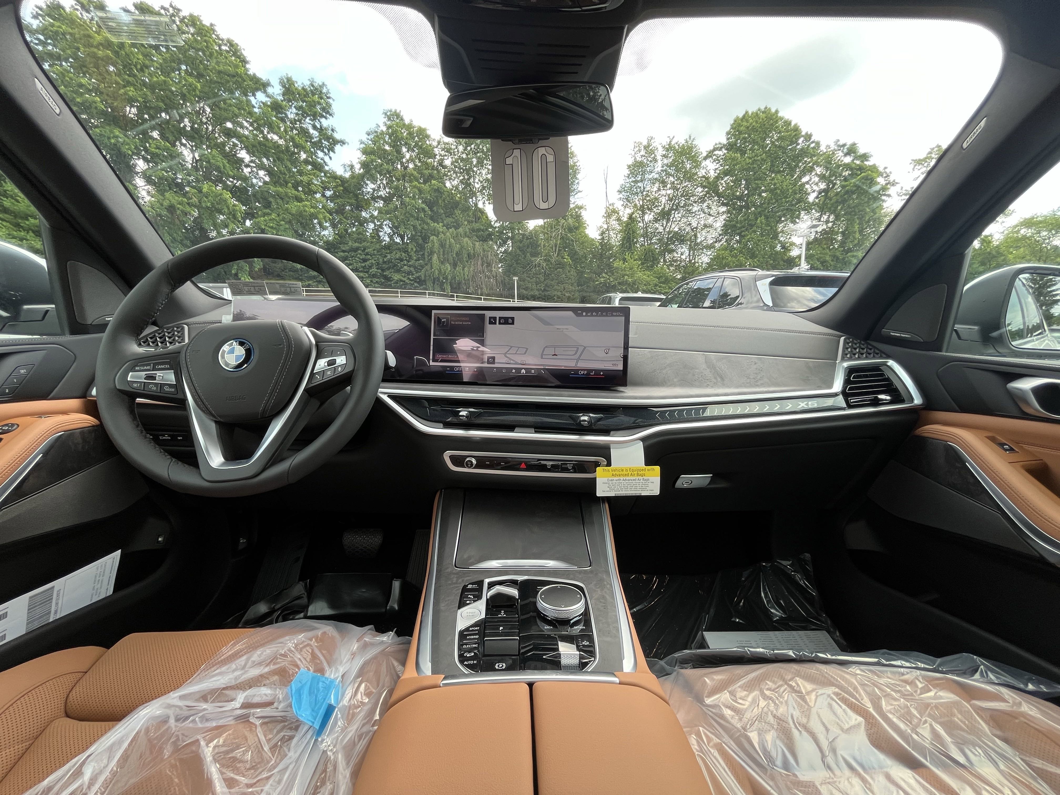 Used 2026 BMW X5 xDrive50e image 19