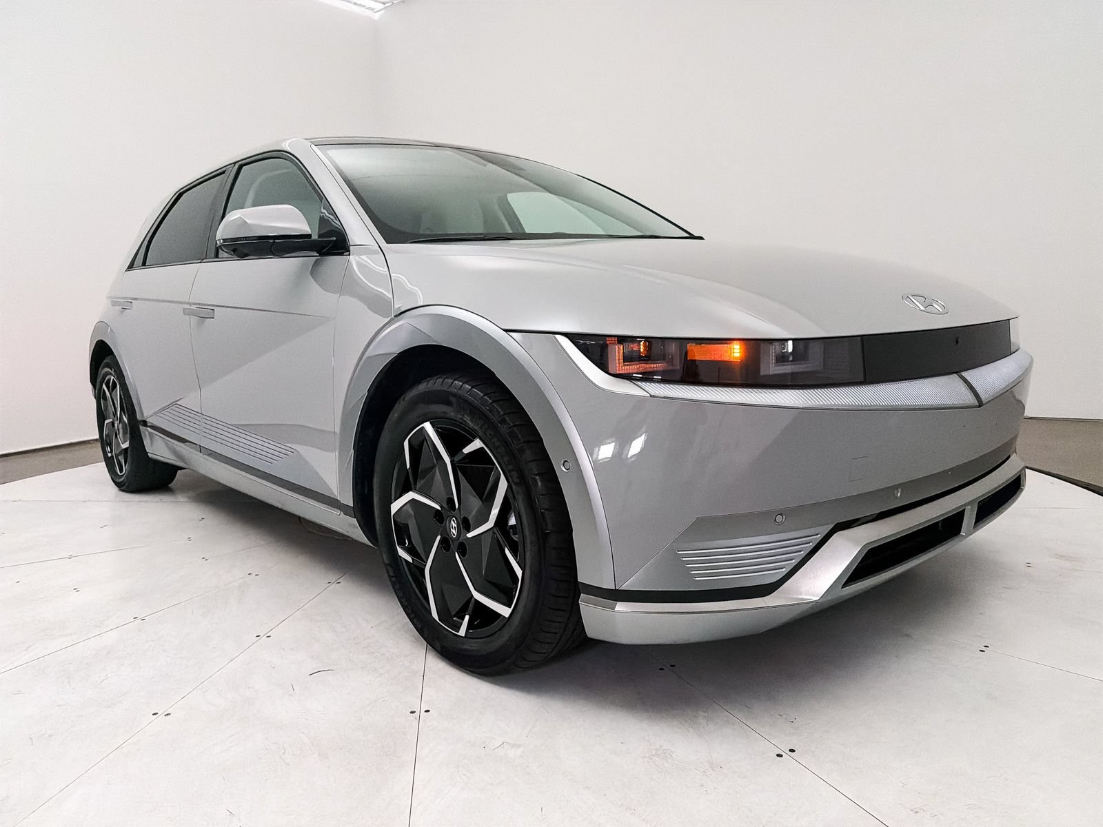 Used 2024 Hyundai Ioniq 5 Limited RWD image 13