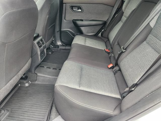 Used 2023 Nissan Rogue SV FWD image 30