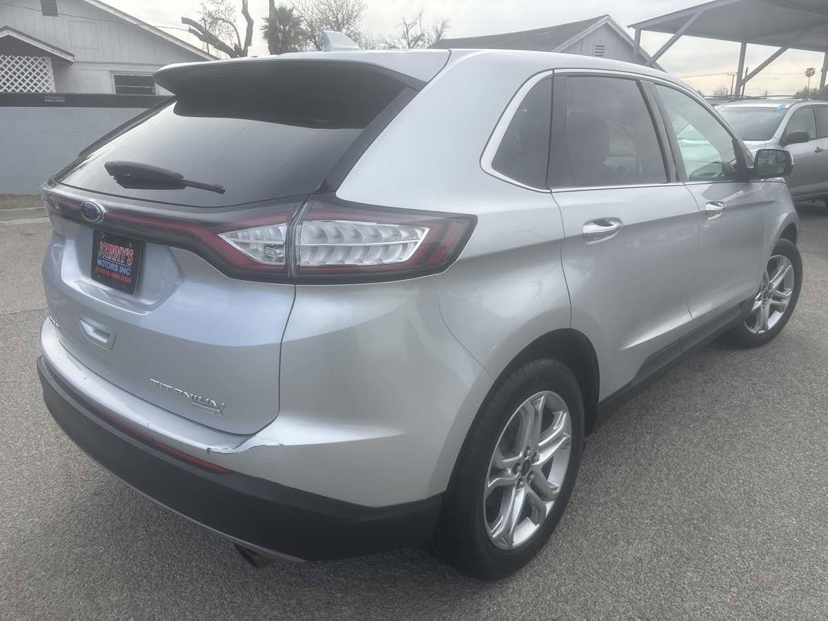 Used 2015 Ford Edge Titanium image 6