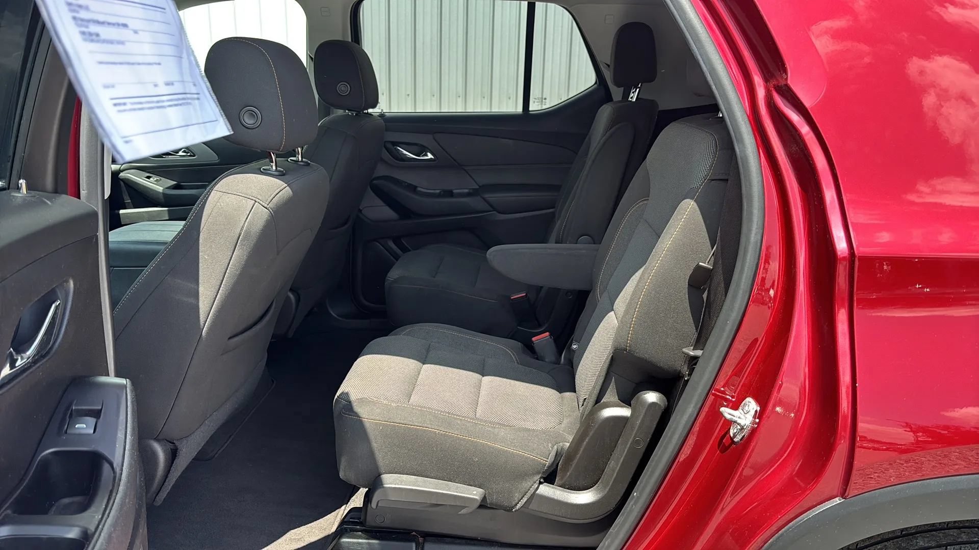 Used 2019 Chevrolet Traverse LT FWD image 19