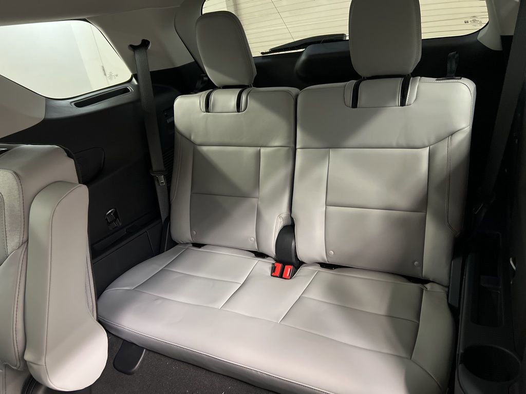 New 2026 Ford Explorer Active image 28