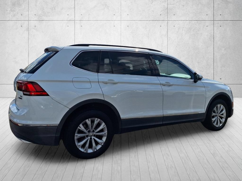 Used 2018 Volkswagen Tiguan SE AWD/4WD image 5