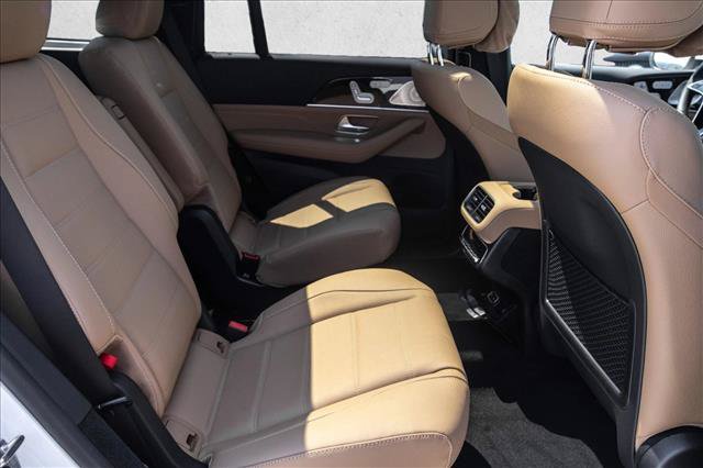 New 2026 Mercedes-Benz GLS 450 4MATIC image 24