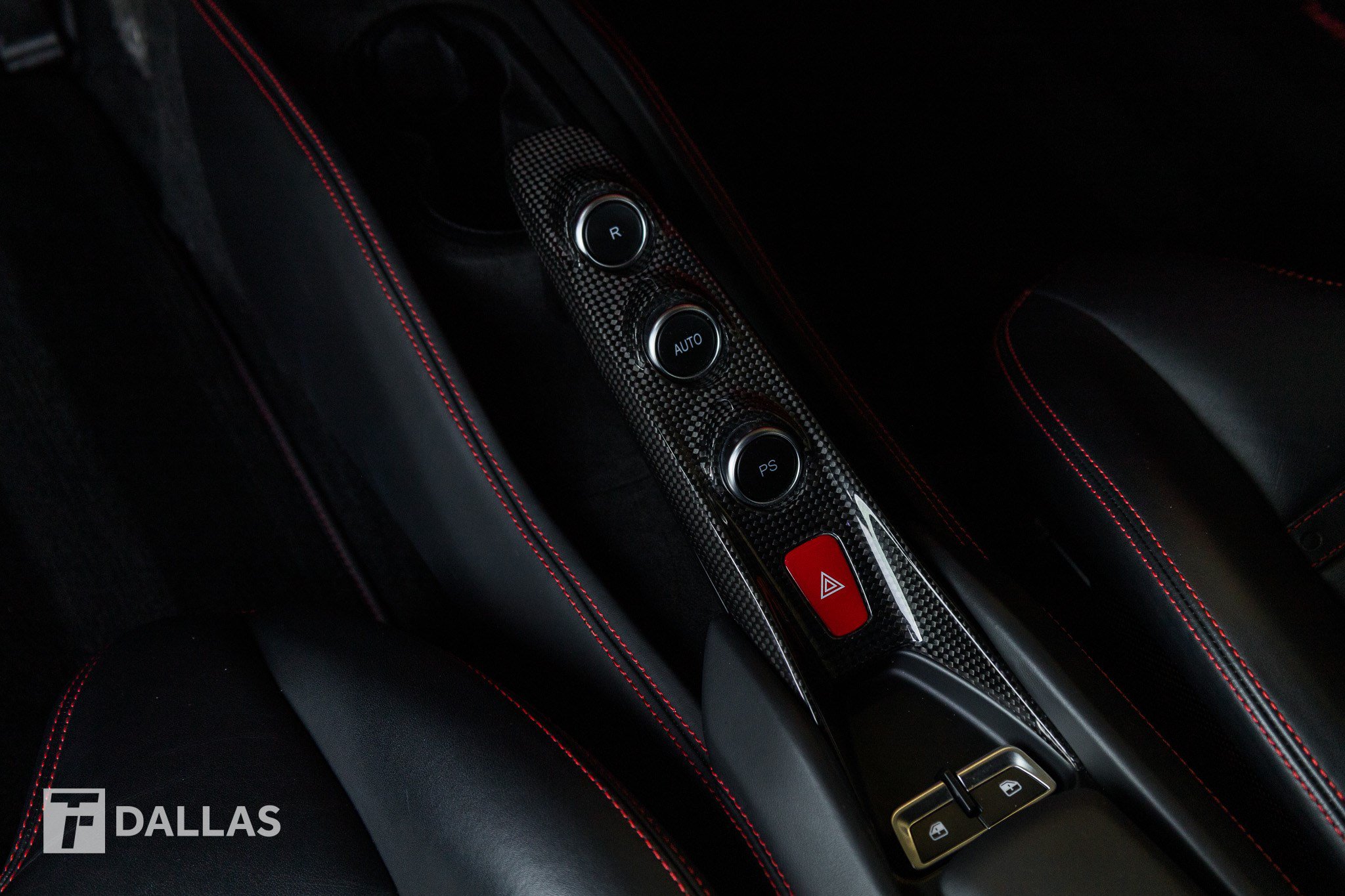 Used 2020 Ferrari F8 Tributo RWD image 30