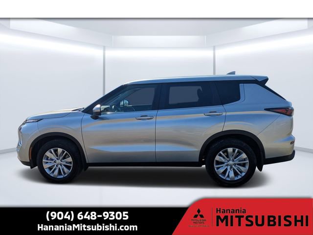 Used 2025 Mitsubishi Outlander ES image 7