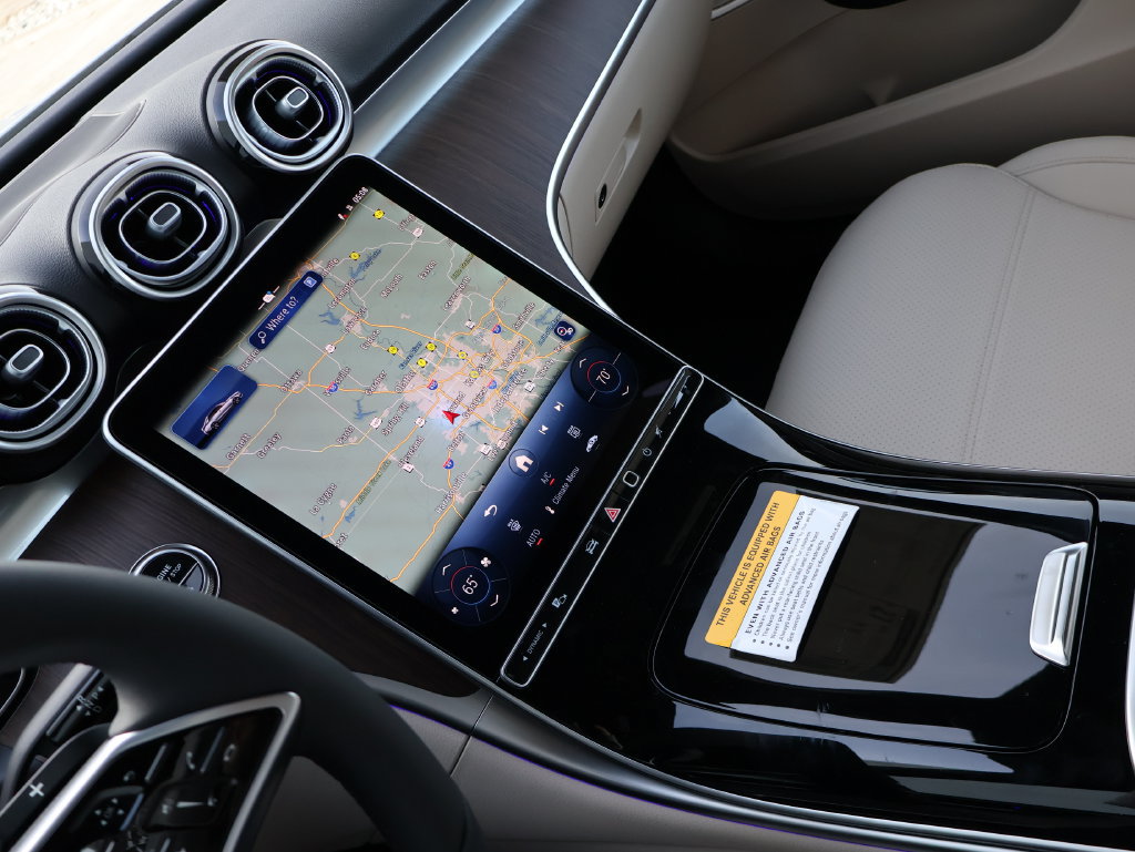 Certified 2026 Mercedes-Benz C 300 4MATIC Sedan image 21