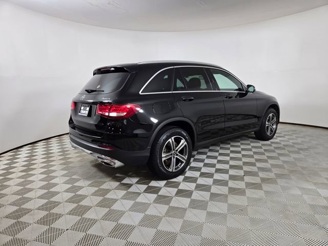 Used 2019 Mercedes-Benz GLC 300 4MATIC image 3