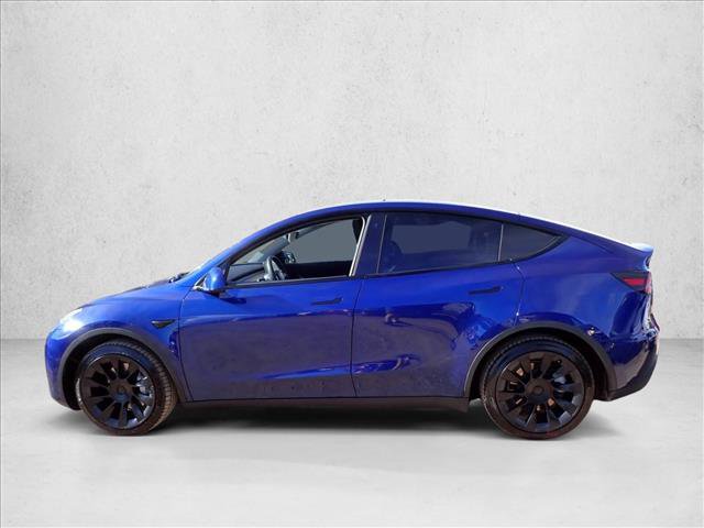 Used 2021 Tesla Model Y Long Range video 2