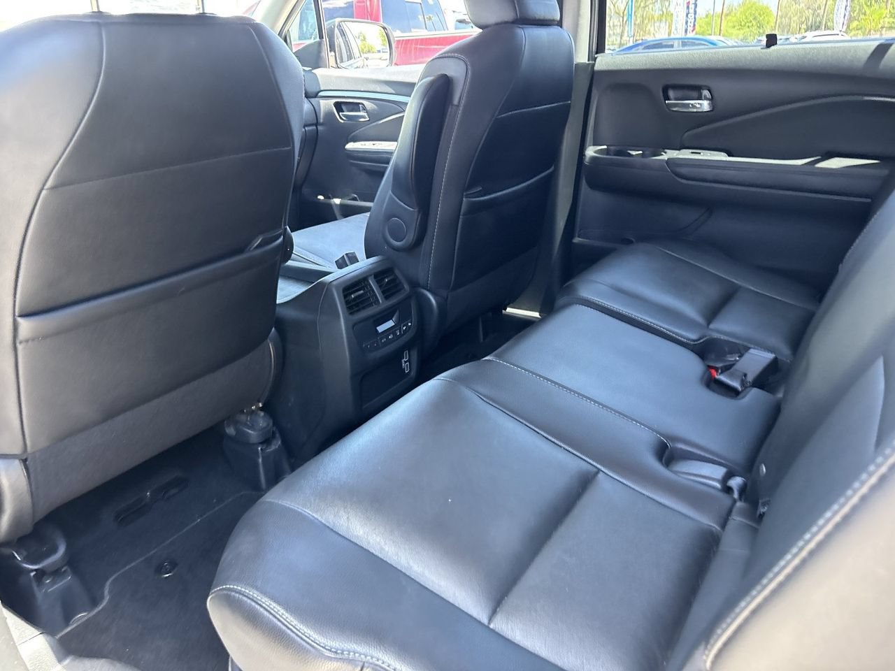 Certified 2022 Honda Pilot Special Edition image 15