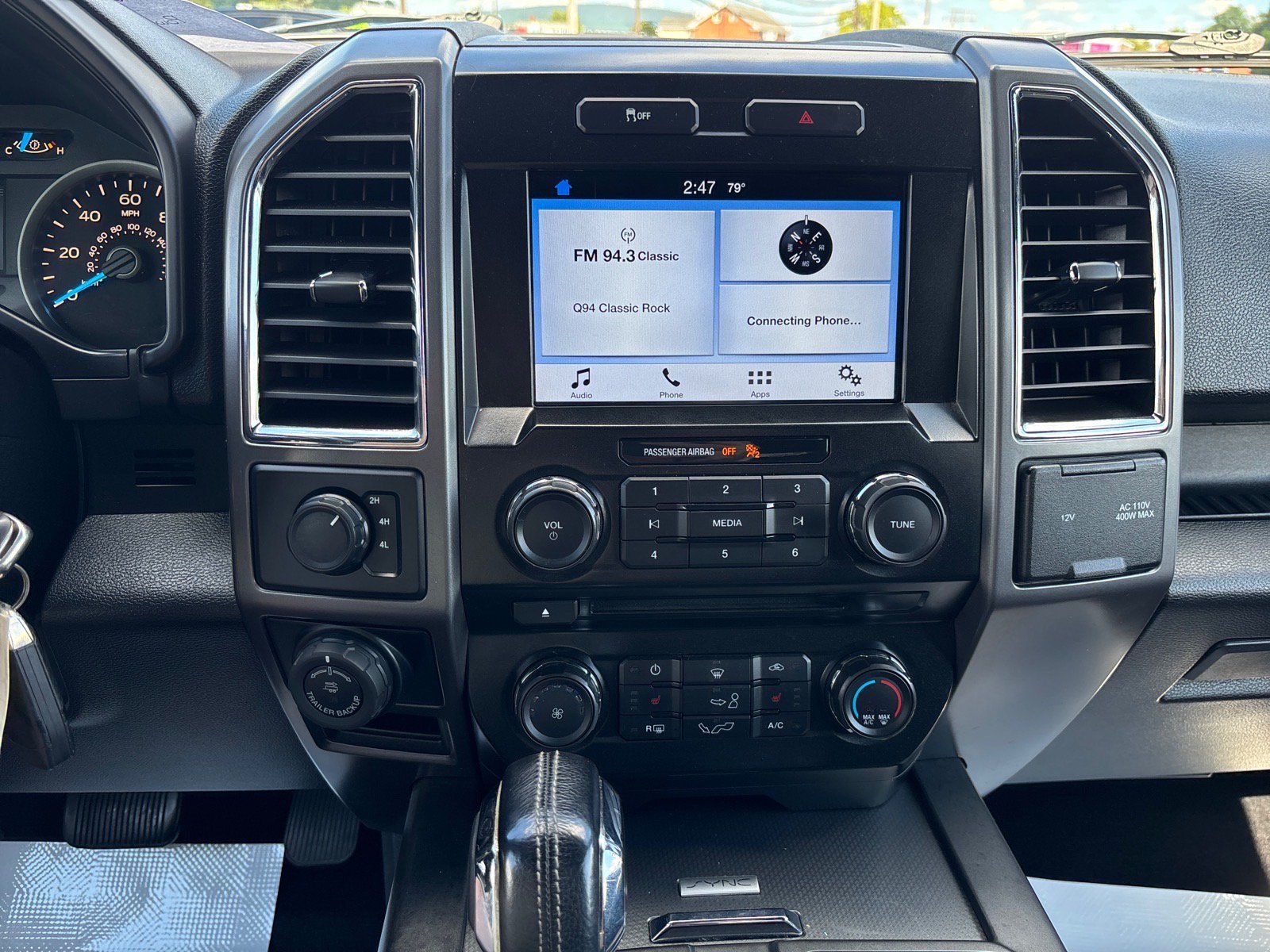 Used 2016 Ford F150 XLT w/ Equipment Group 302A Luxury AWD/4WD image 33