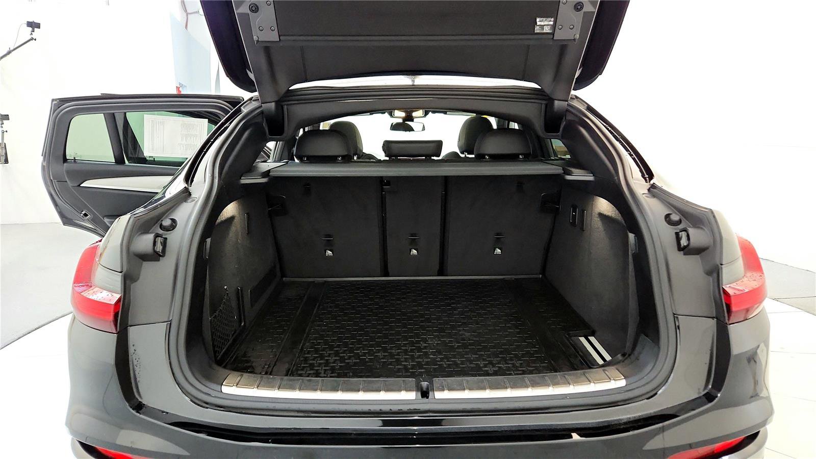 Used 2020 BMW X4 xDrive30i w/ Premium Package image 32