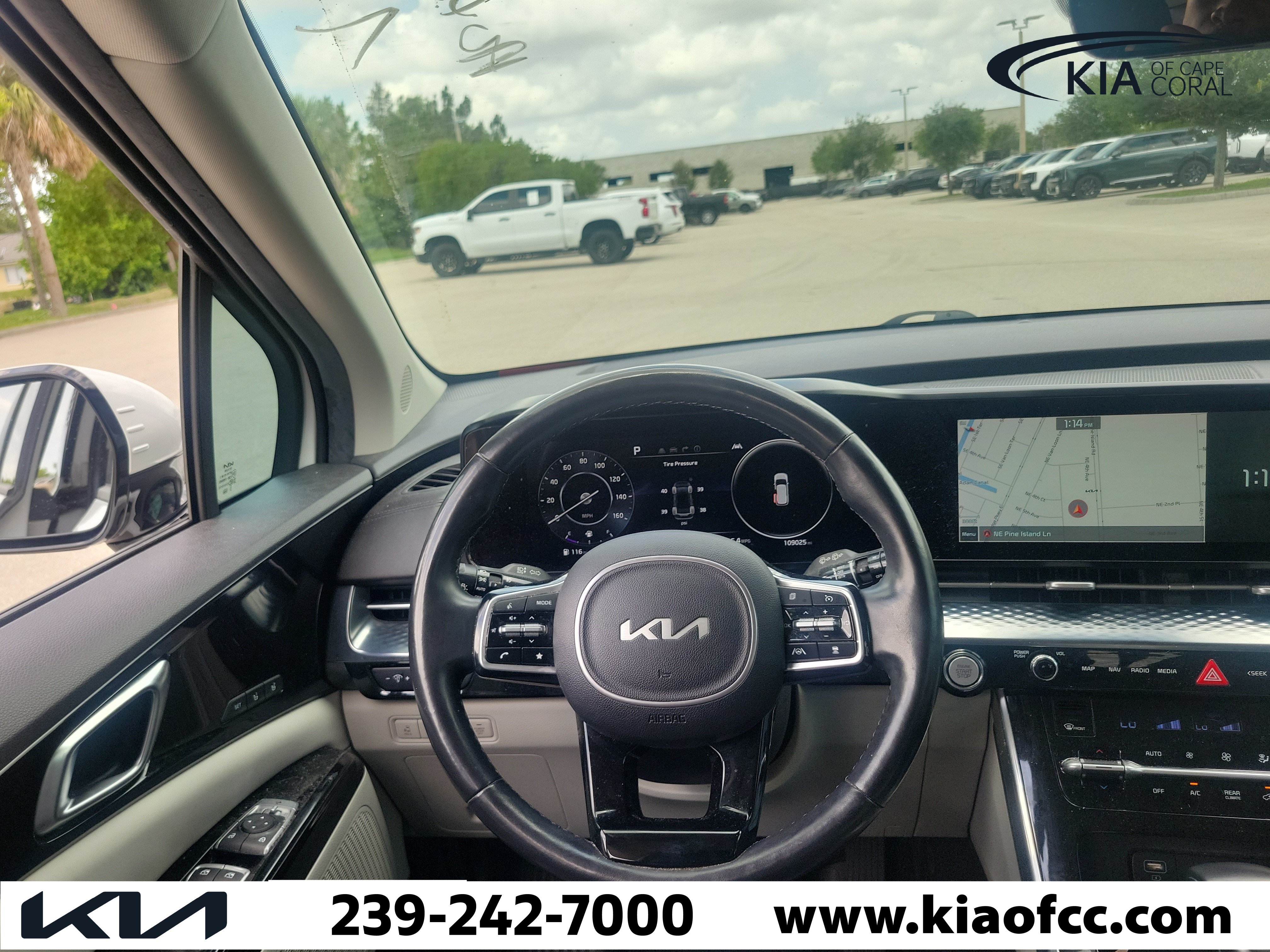 Used 2022 Kia Carnival SX Prestige FWD image 21