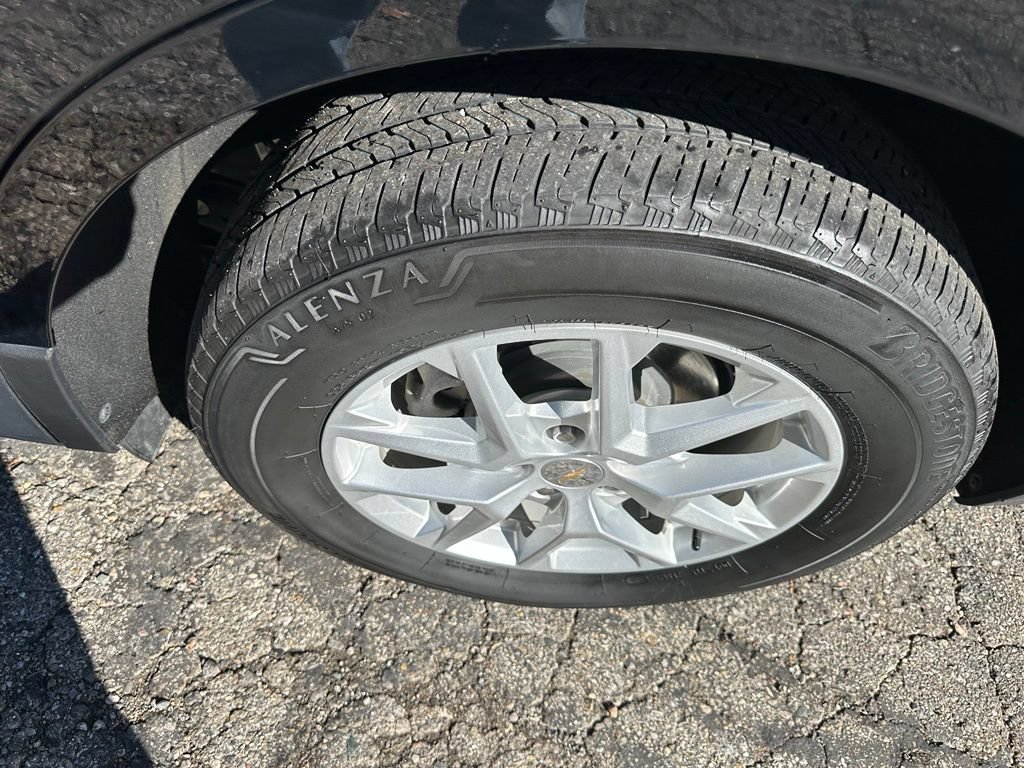 Used 2024 Chevrolet Equinox LT AWD/4WD image 20