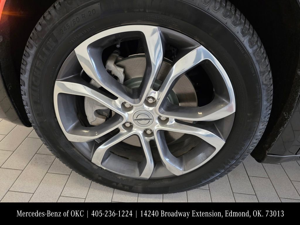 Used 2022 Chrysler Pacifica Pinnacle AWD/4WD image 6