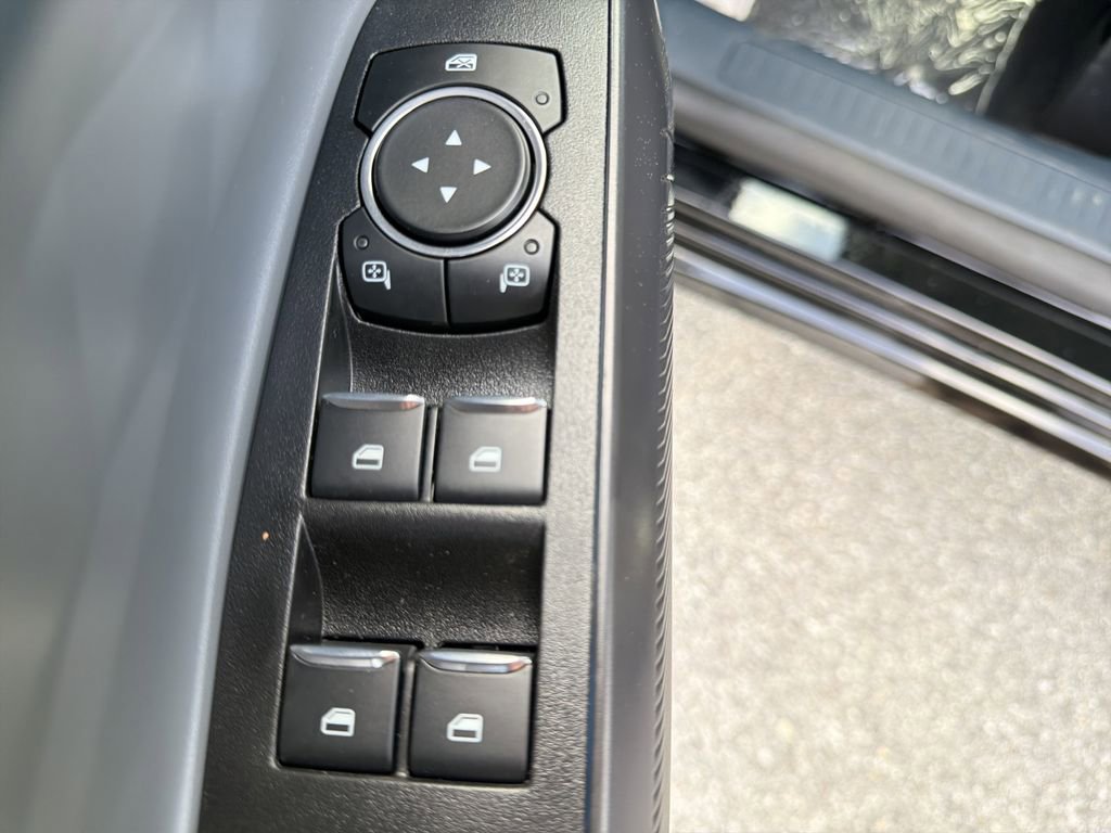 New 2026 Ford Maverick Lobo image 11