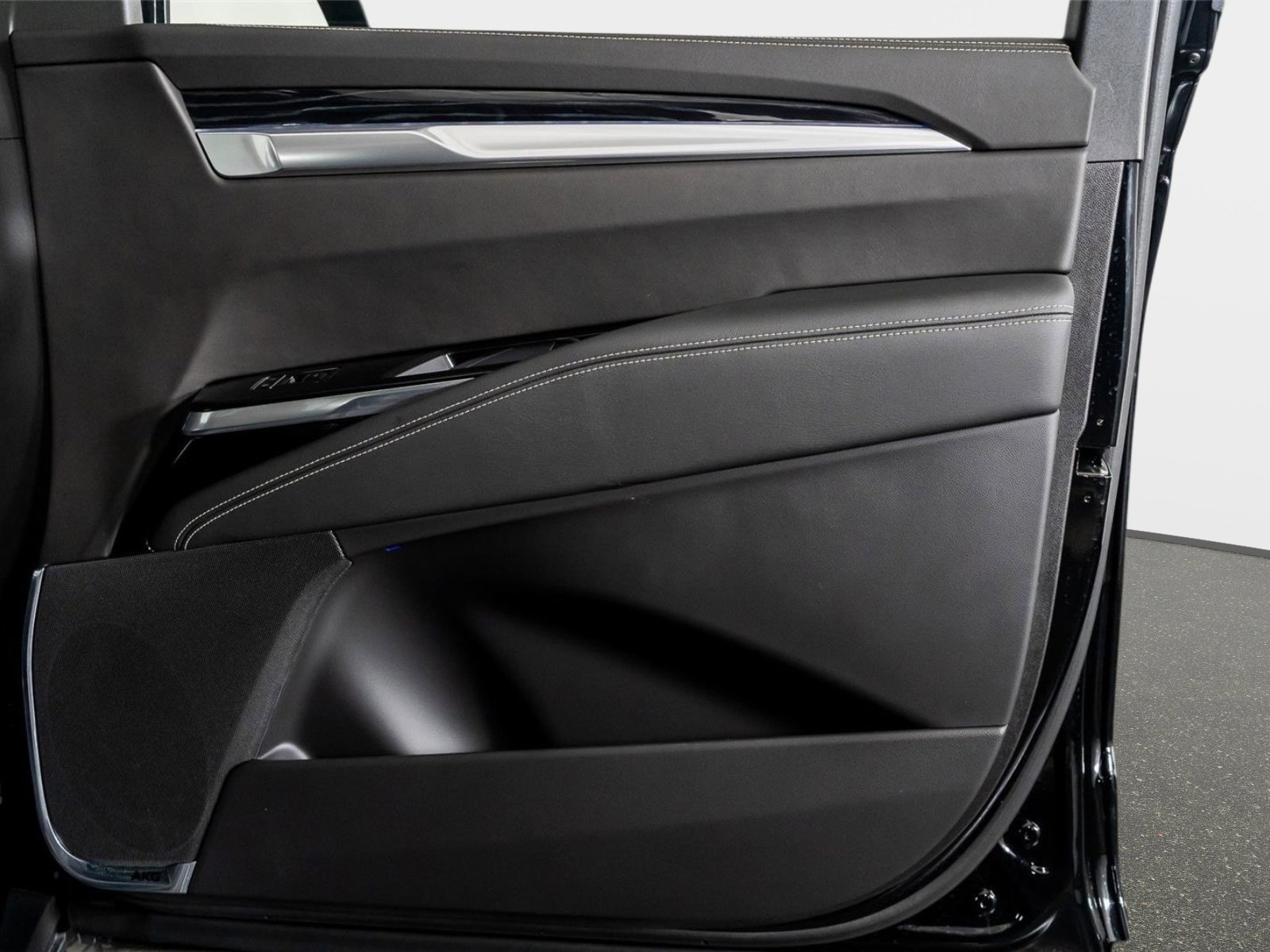 Used 2026 Cadillac Escalade Sport image 52