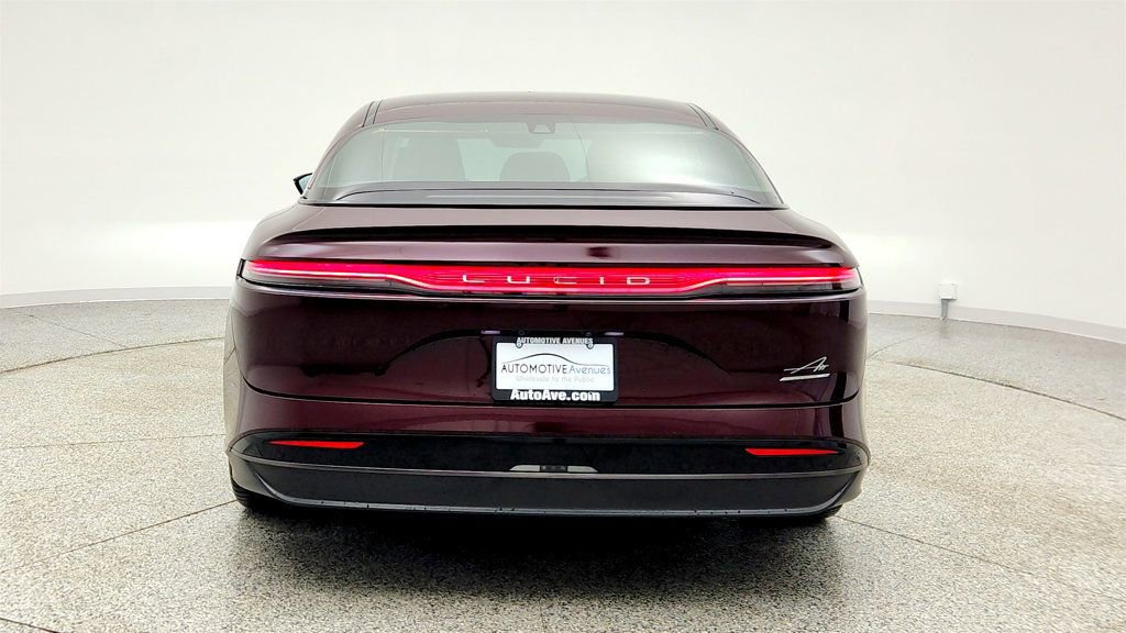 Used 2024 Lucid Air Touring image 6