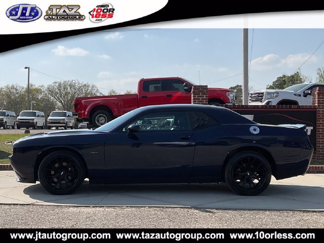 Used 2016 Dodge Challenger R/T Plus RWD image 4