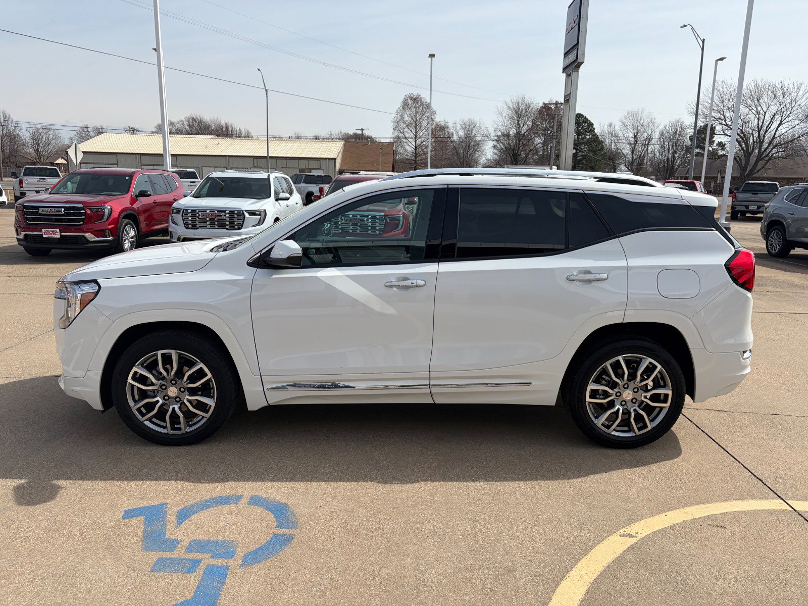 Certified 2022 GMC Terrain Denali image 3