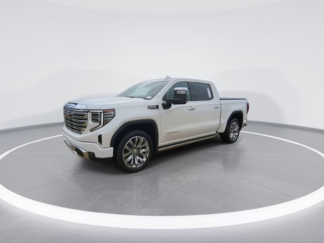 Used 2024 GMC Sierra 1500 Denali w/ Denali Reserve Package AWD/4WD image 4