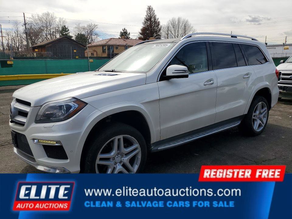 Used 2015 Mercedes-Benz GL 550 4MATIC image 2