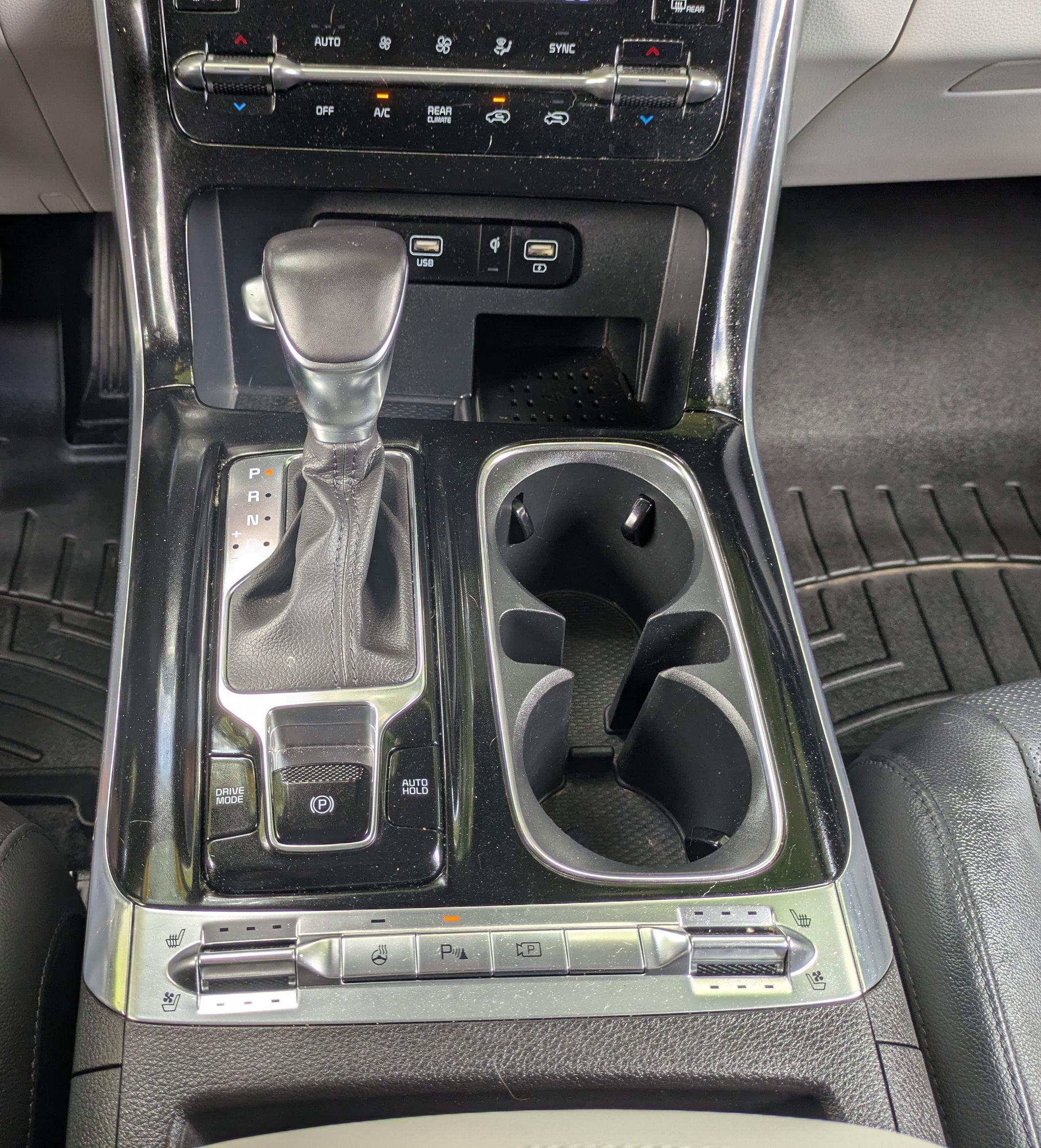 Certified 2023 Kia Carnival SX Prestige image 15